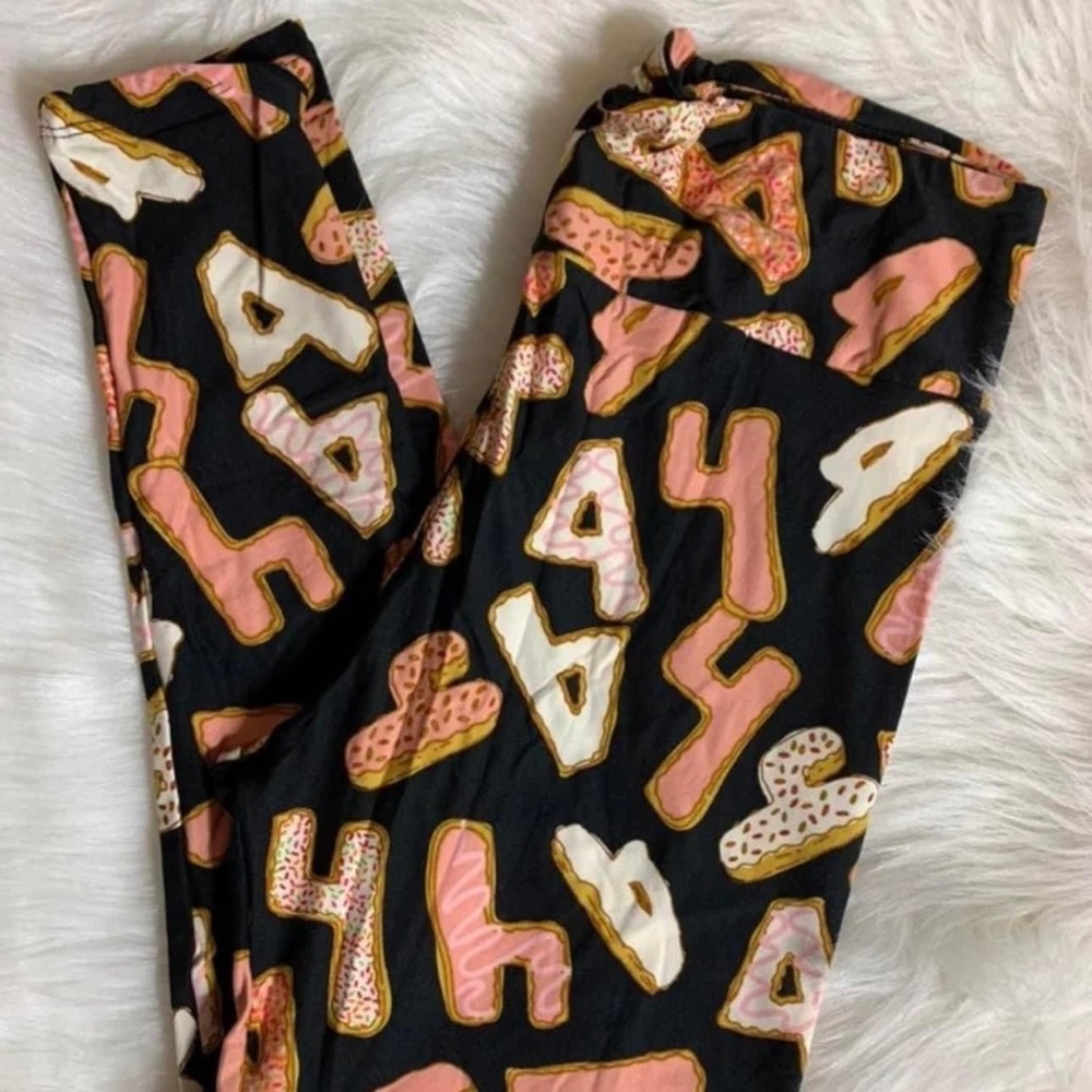 LuLaRoe 4th Anniversary Leggings TC NWT!
